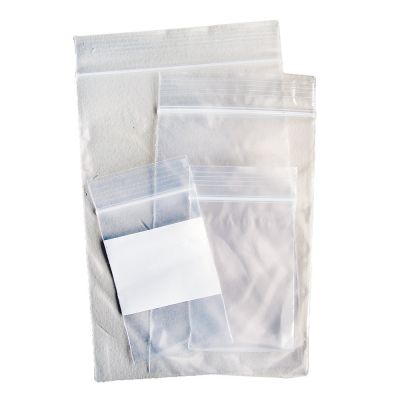 Reclosable plastic bags